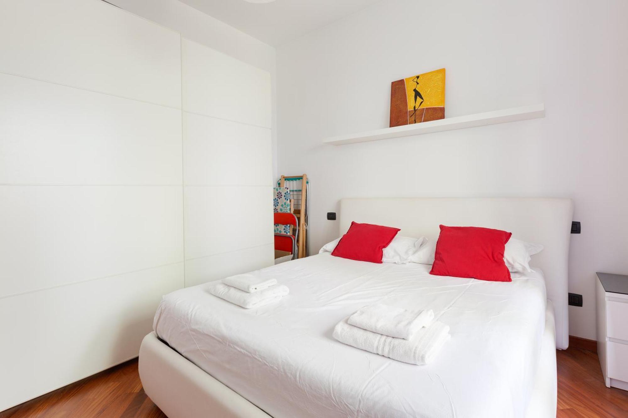 Ca' Granda M5 & Bicocca - Apartment With Parking 米兰 外观 照片